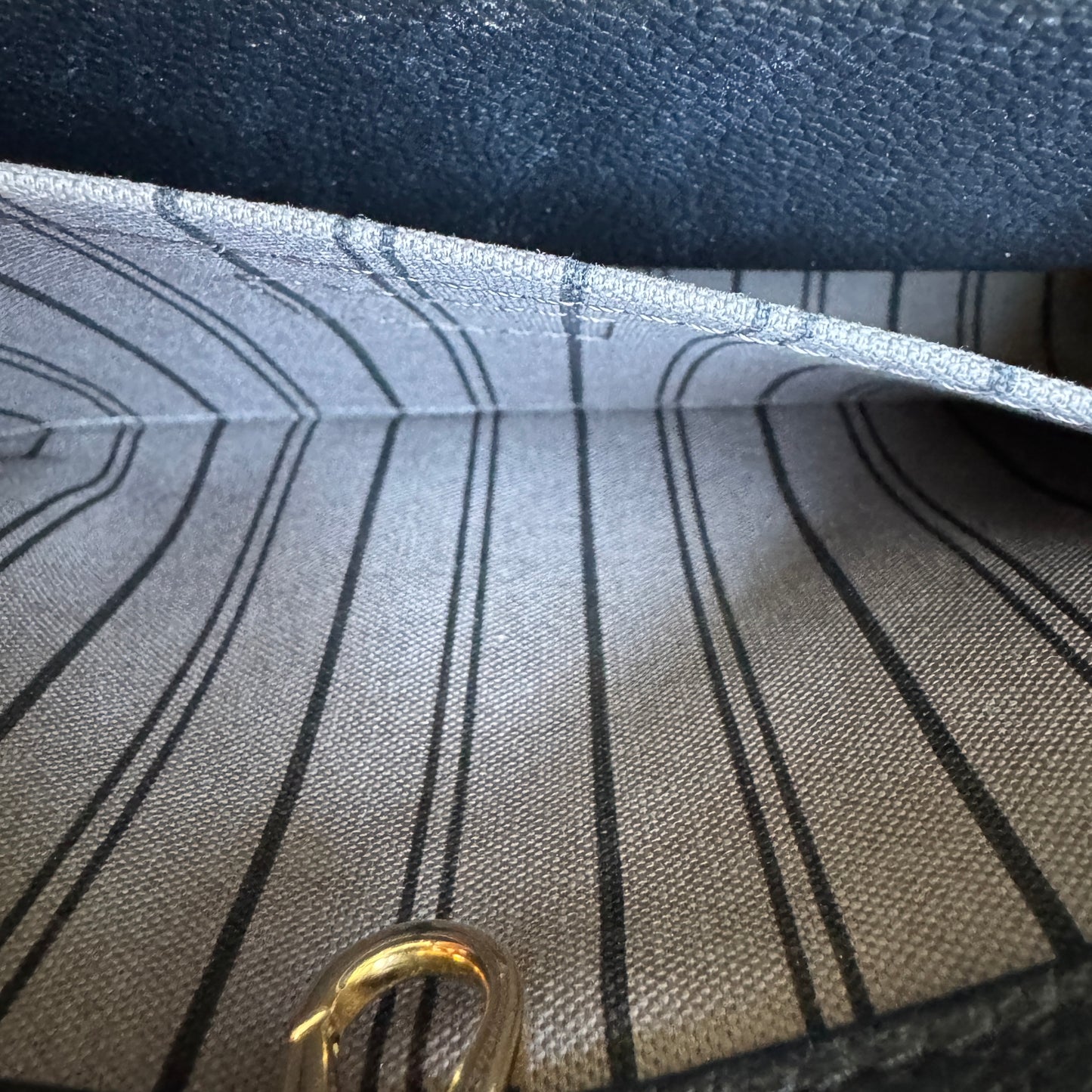 Louis Vuitton Empreinte Montaigne BB Tote