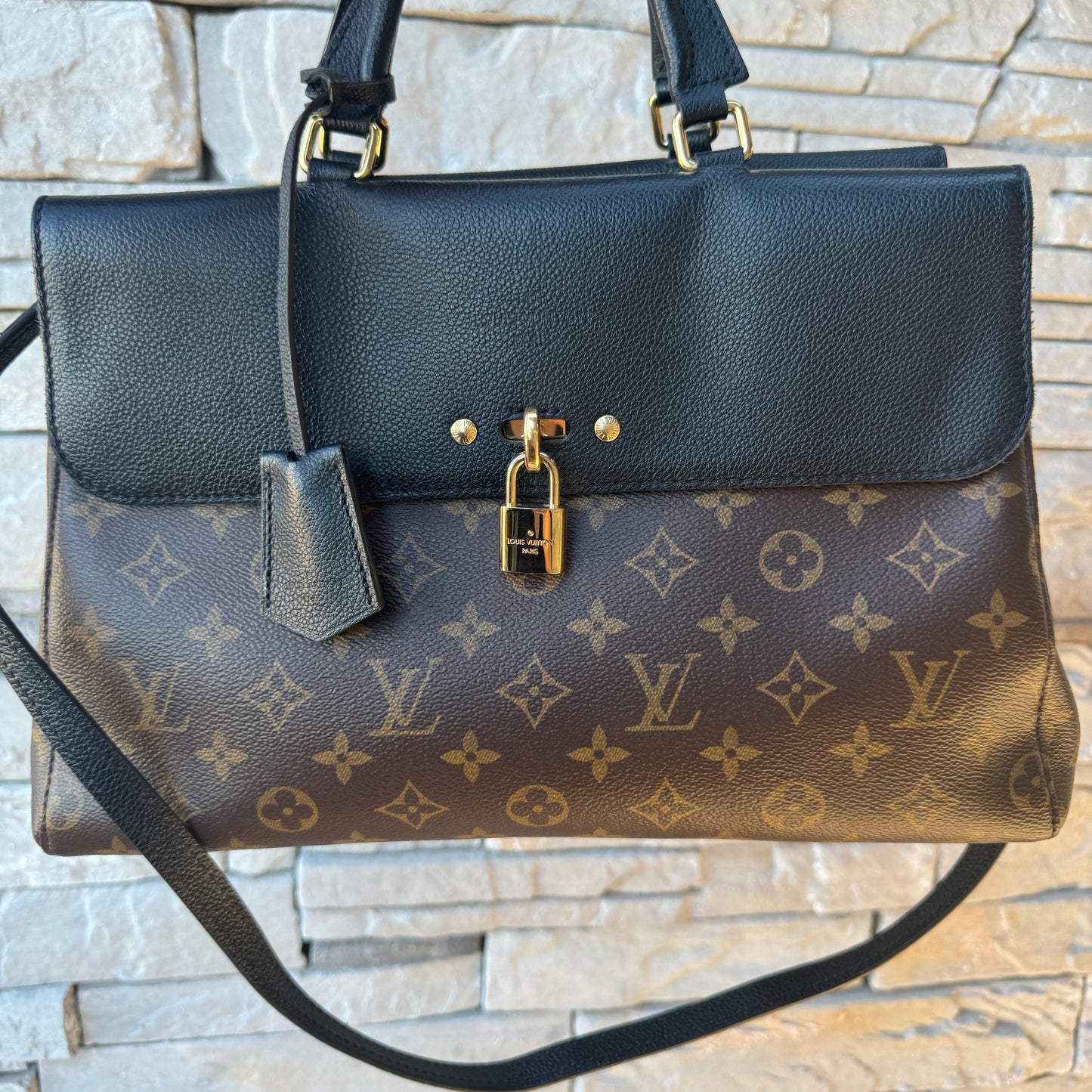 Louis Vuitton Monogram Venus