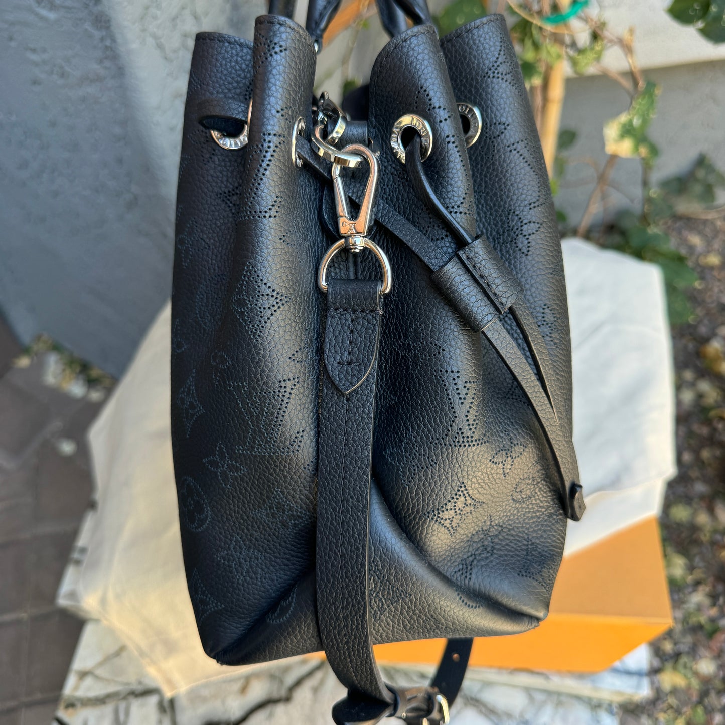 Louis Vuitton Mahina Leather Bella Tote
