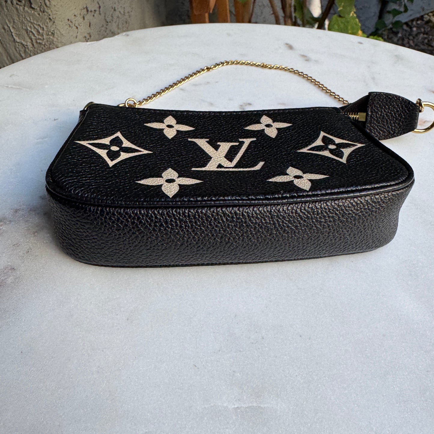 Louis Vuitton Monogram Empreinte Giant Bicolor Mini Pochette Accessoires