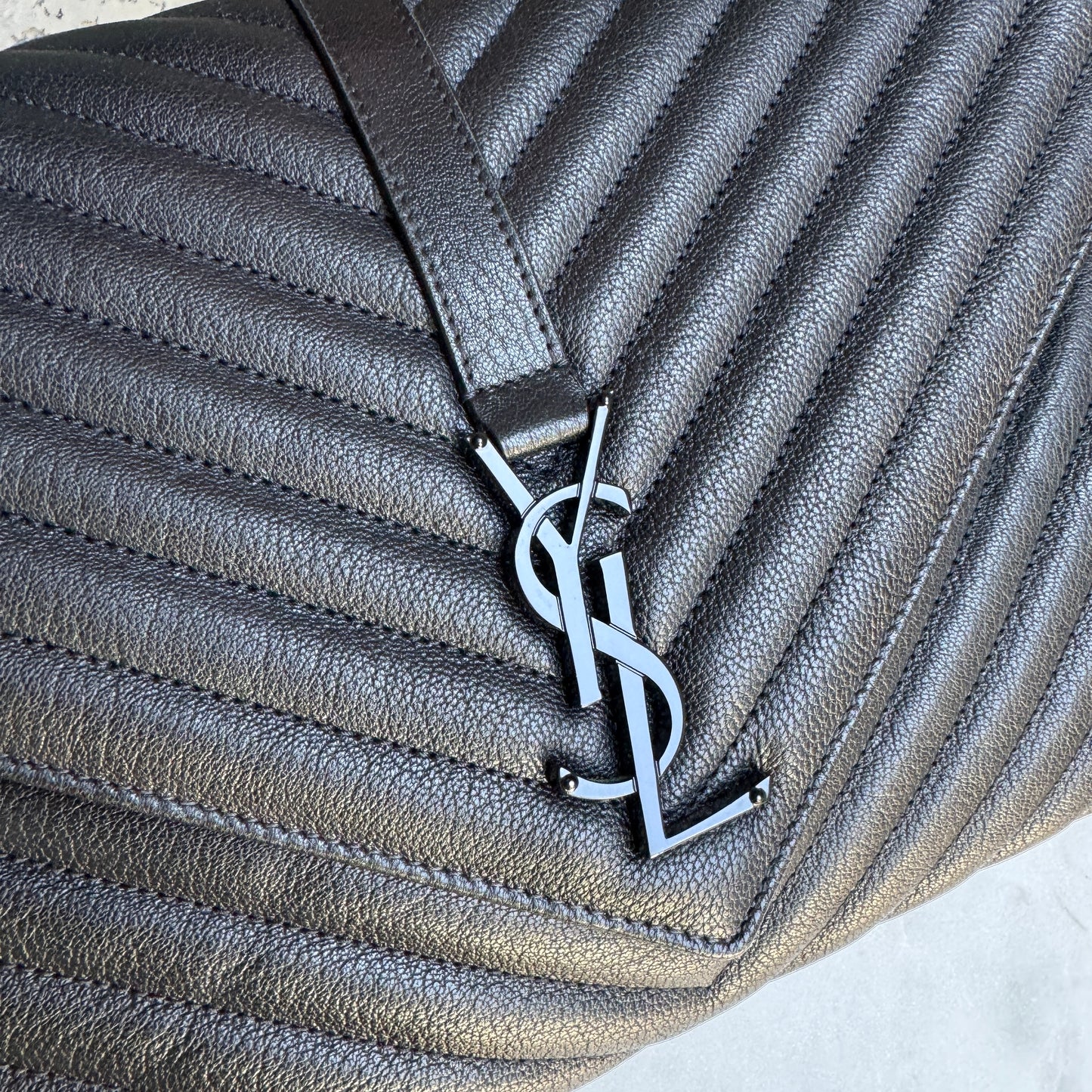 Saint Laurent Monochrome Large College Flap Shoulder Bag