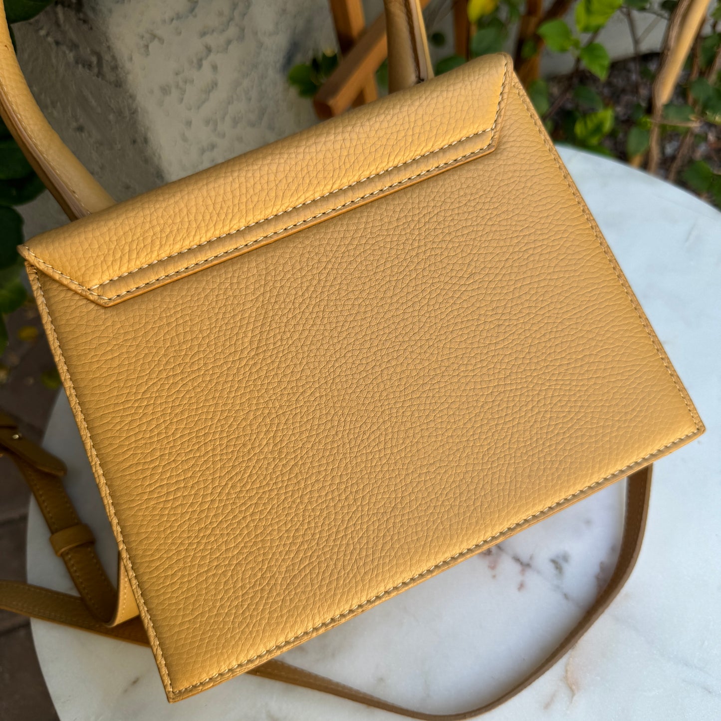 Jacquemus Le Grand Chiquito Top Handle Shoulder Bag