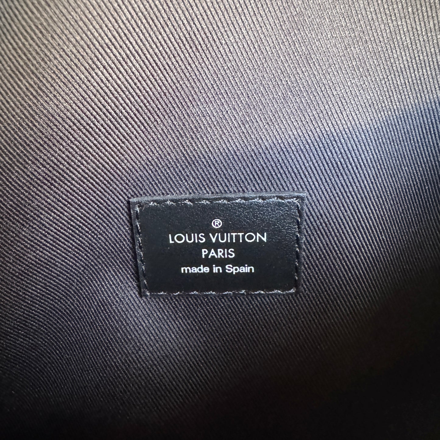 Louis Vuitton Graffiti Monogram Discovery Bumbag