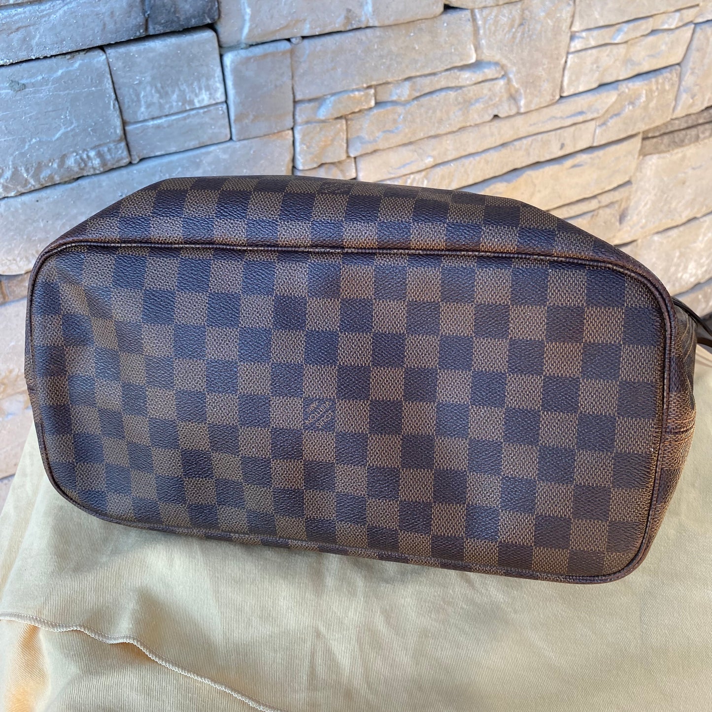 Louis Vuitton Damier Ebene Neverfull MM Tote