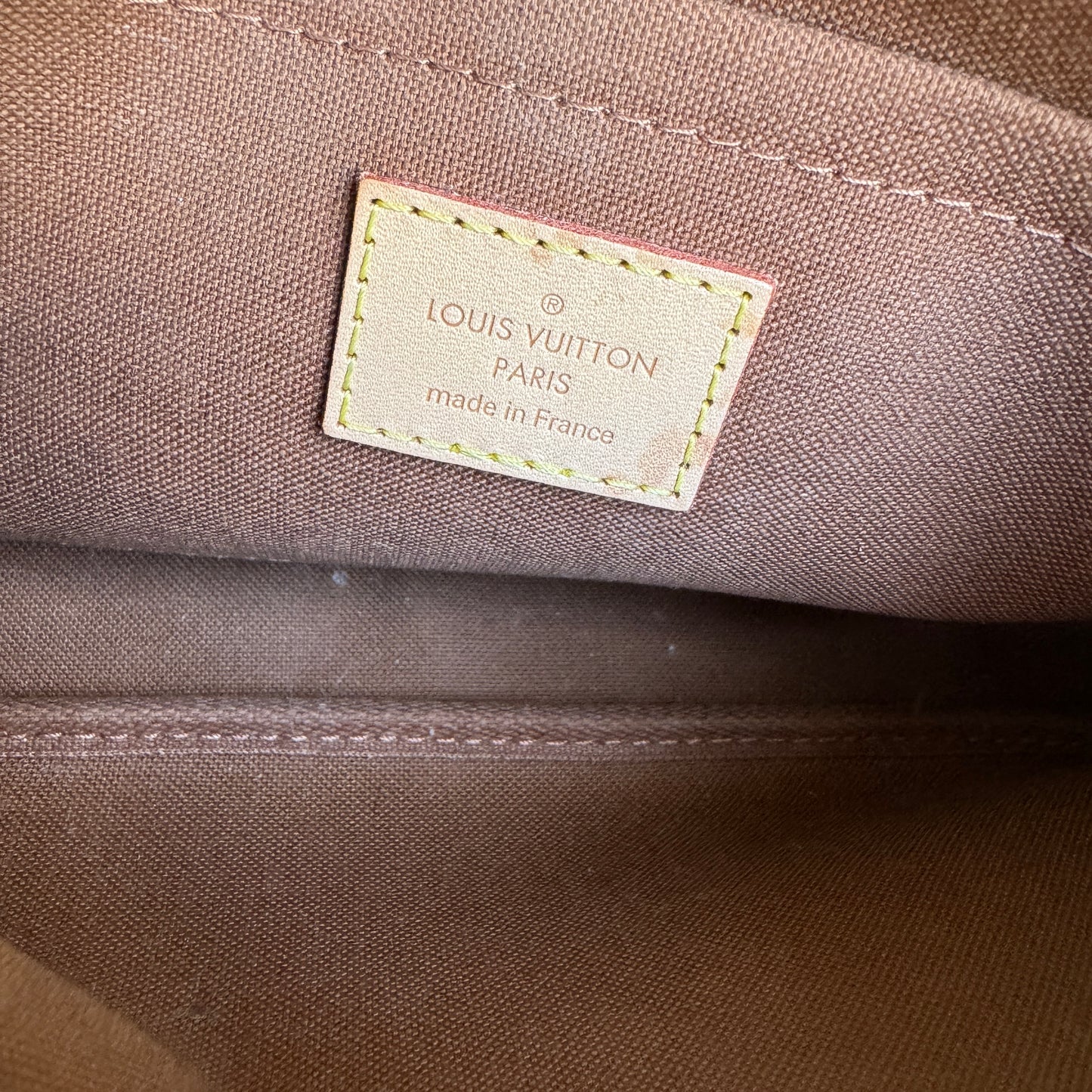 Louis Vuitton Multi Pochette Accessoires Monogram Crossbody