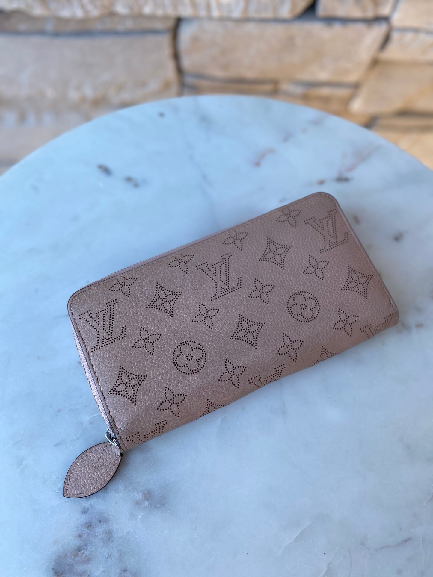 Louis Vuitton Mahina Leather Zippy Wallet