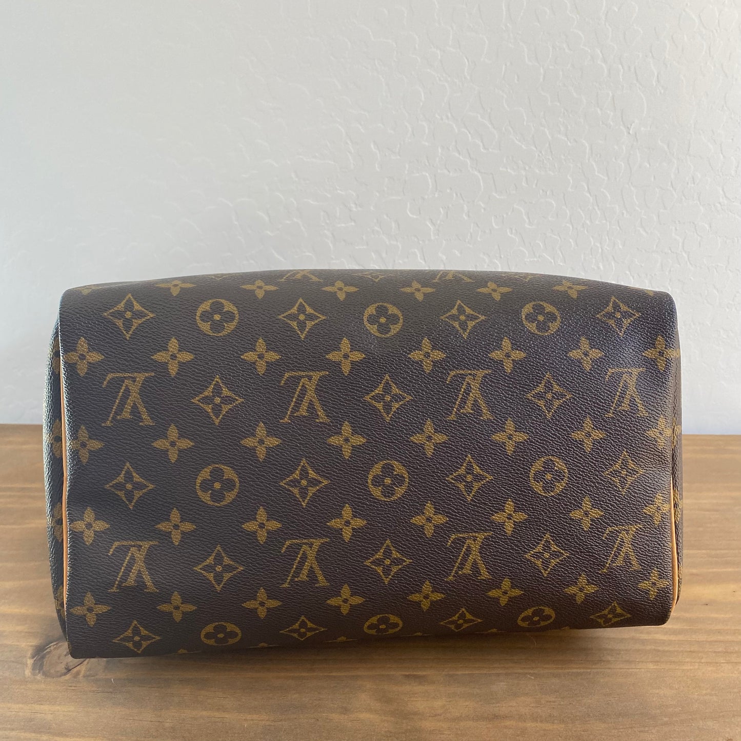 Louis Vuitton Monogram Speedy 30