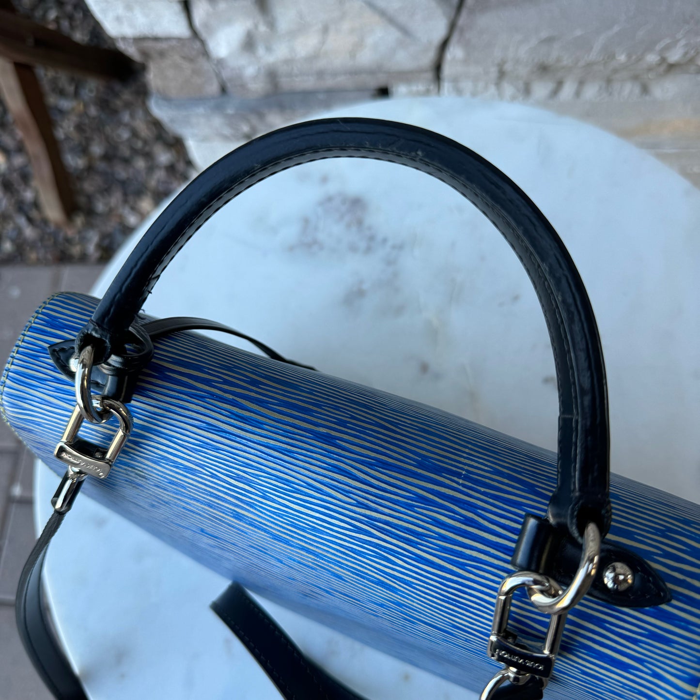 Louis Vuitton Epi Cluny MM