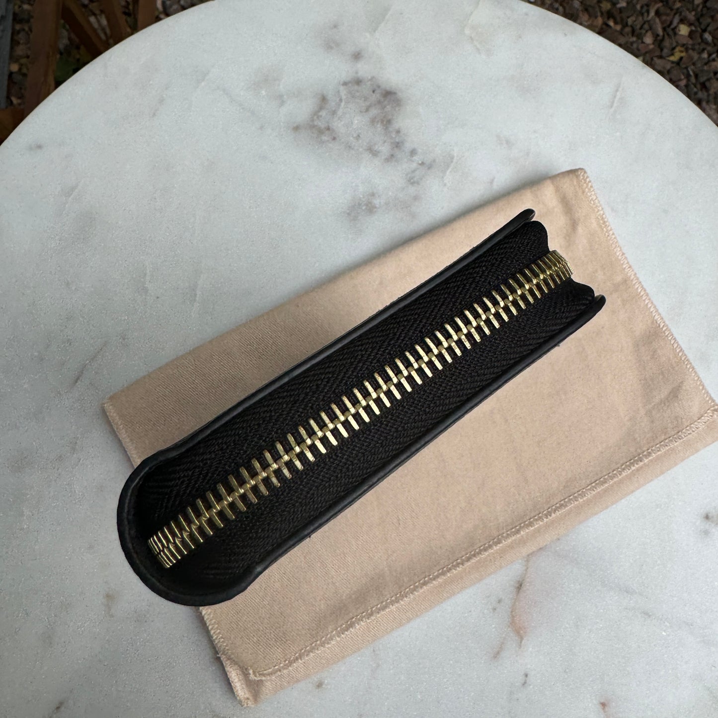 Louis Vuitton Mahina Leather Zippy Wallet NM
