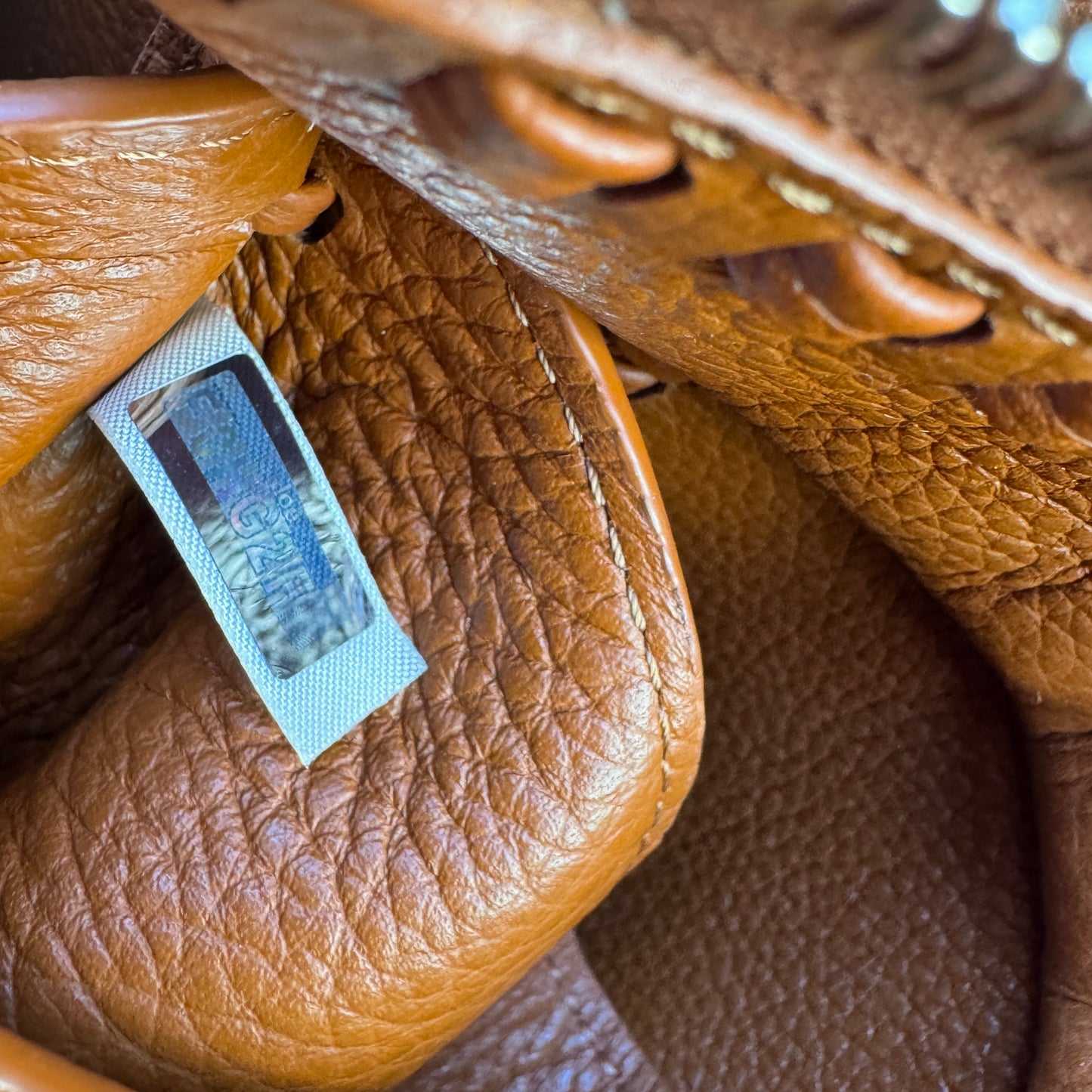 Chloé Mony Small Raffia Tote Crossbody