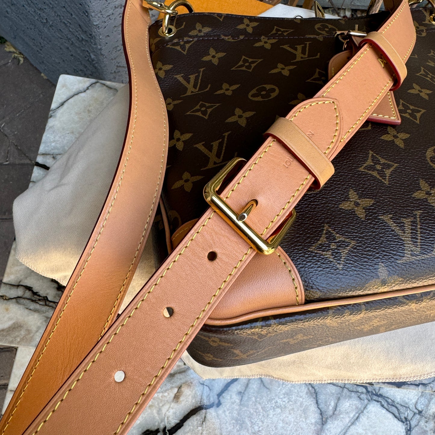 Louis Vuitton Monogram Odeon MM Crossbody NM