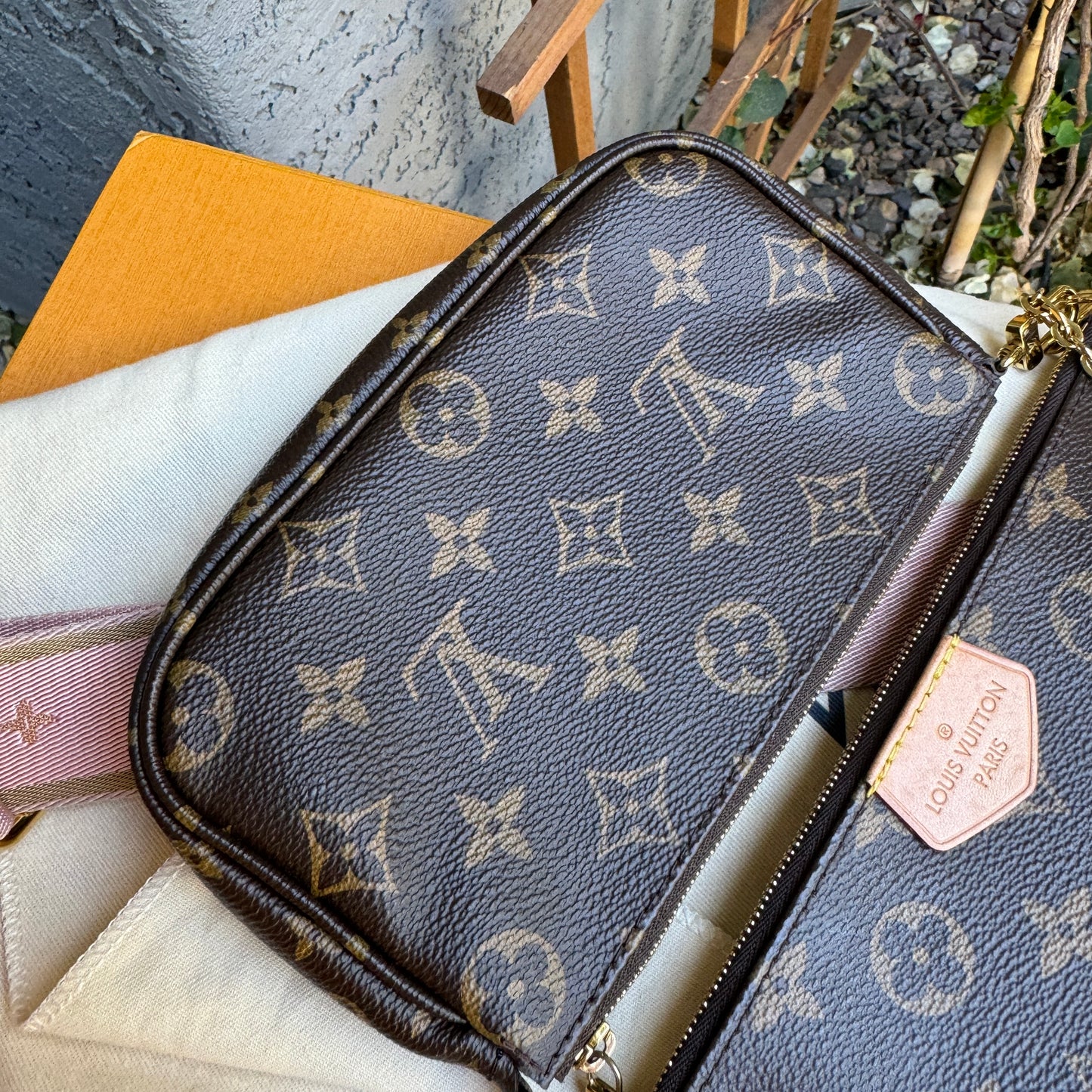 Louis Vuitton Multi Pochette Accessoires Monogram Crossbody
