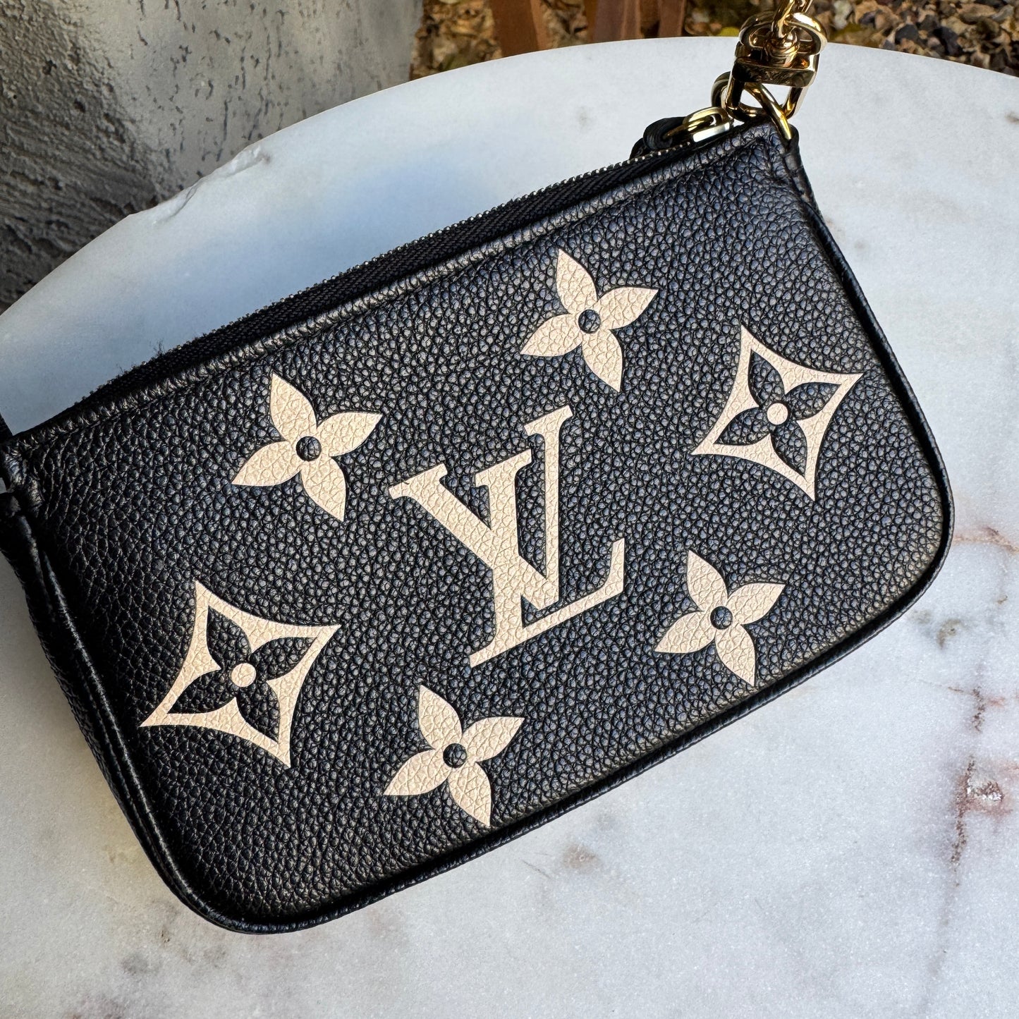 Louis Vuitton Monogram Empreinte Giant Bicolor Mini Pochette Accessoires
