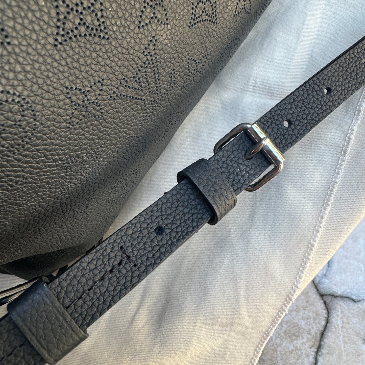 Louis Vuitton Mahina Leather Bella Tote