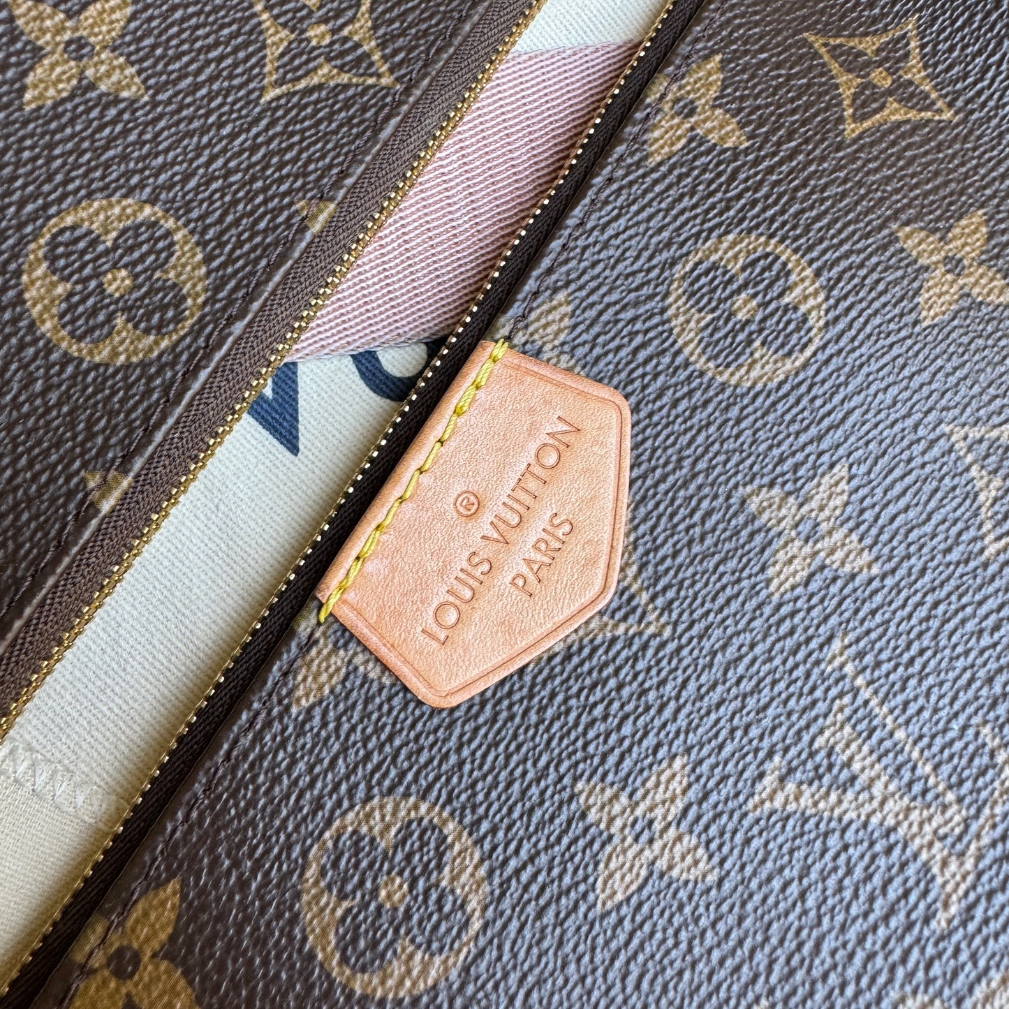 Louis Vuitton Multi Pochette Accessoires Monogram Crossbody