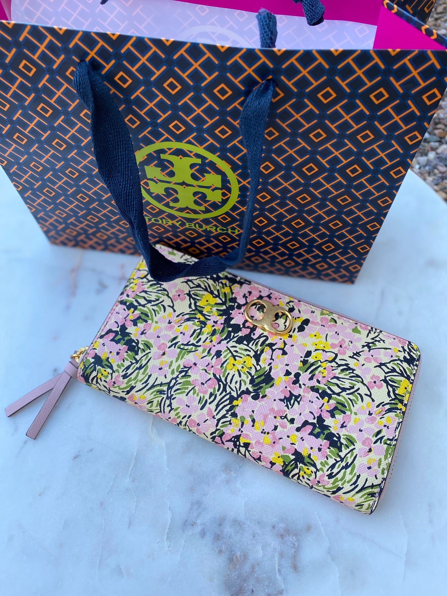 Tory Burch Gemini Link Leather Zip Continental Wallet
