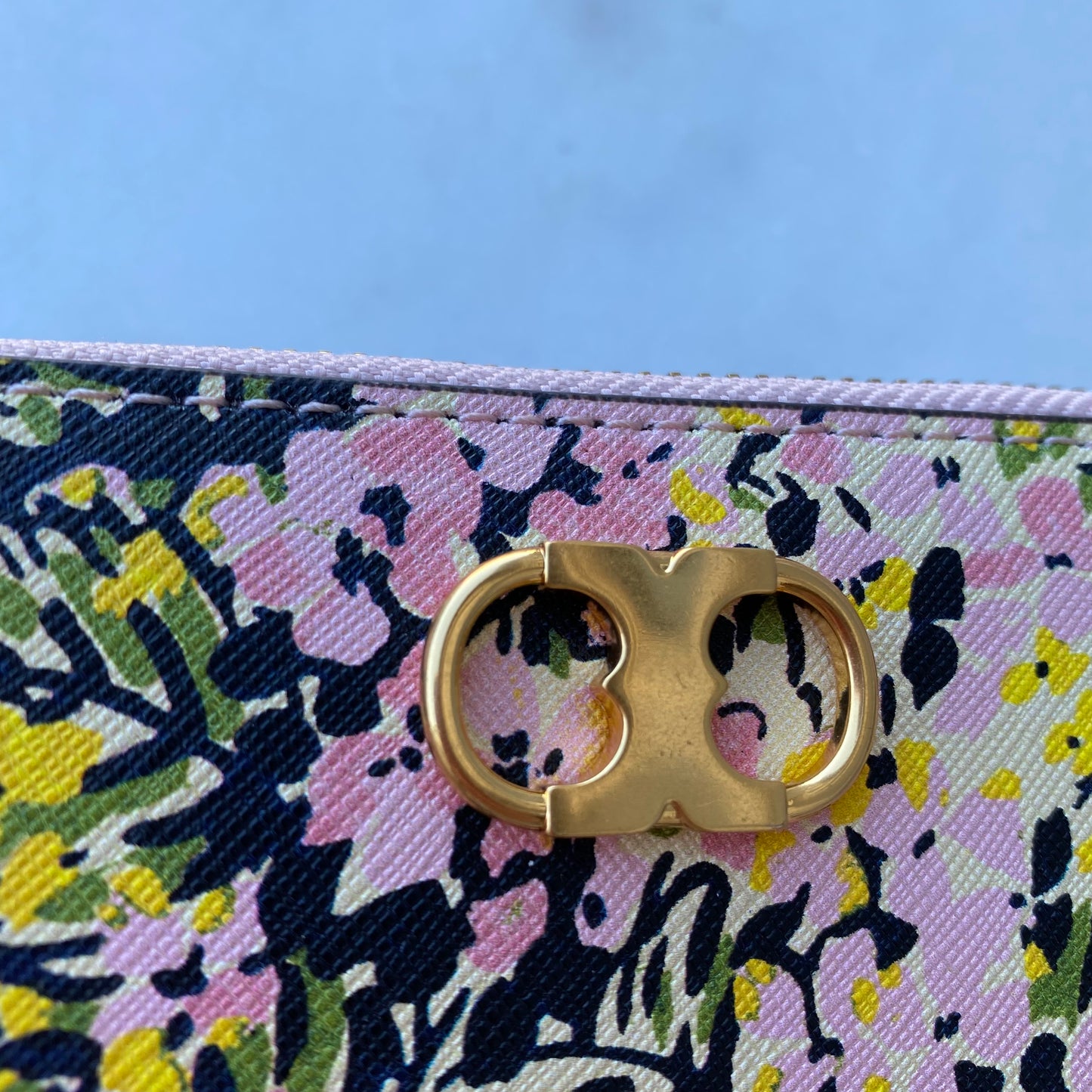 Tory Burch Gemini Link Leather Zip Continental Wallet