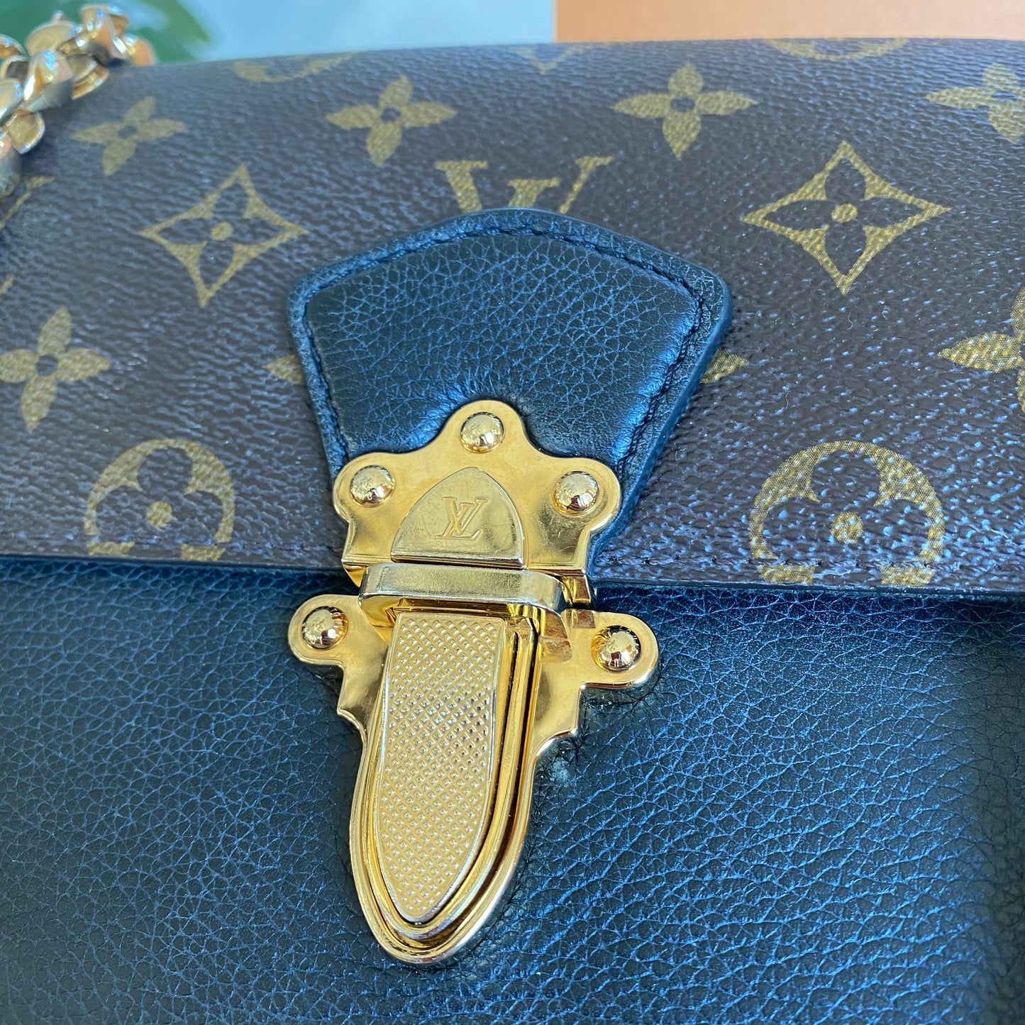 Louis Vuitton Victoire Vavin Shoulder Bag