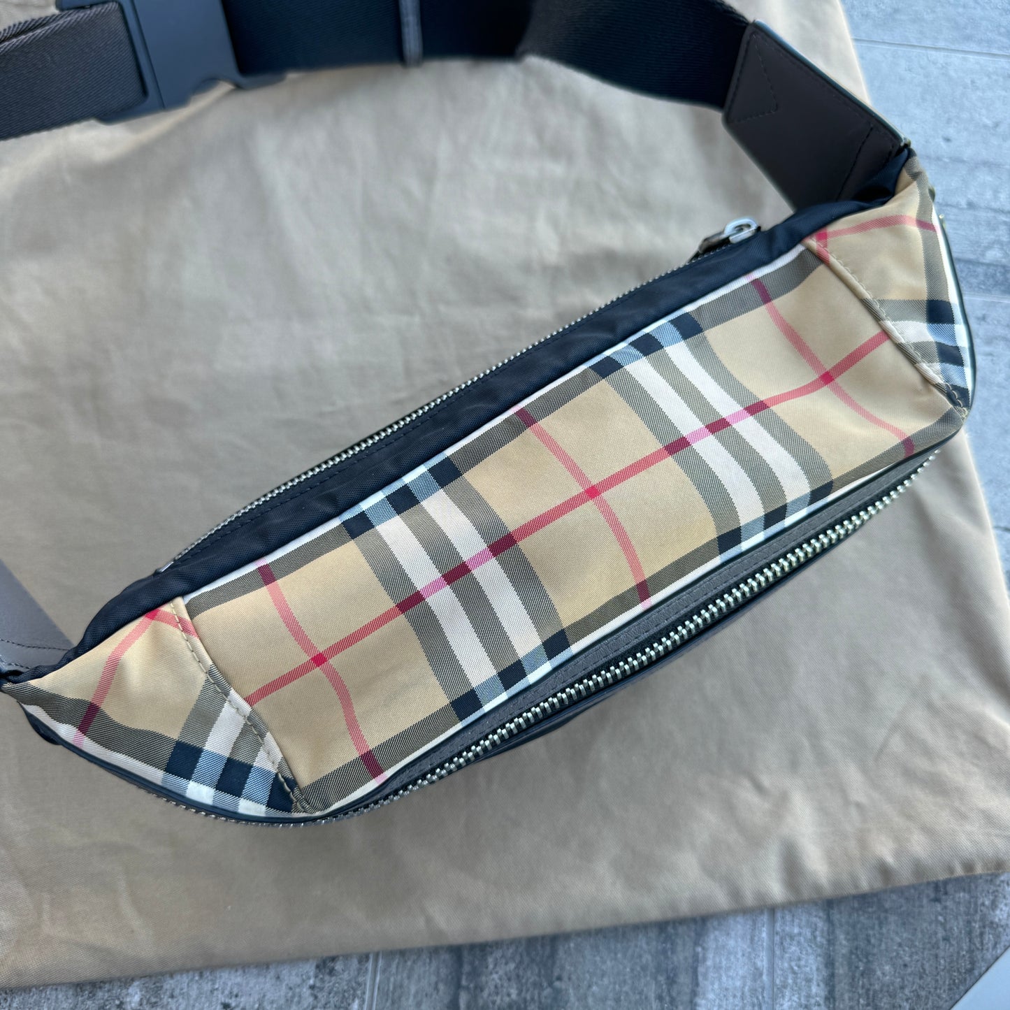 Burberry House Check Bumbag