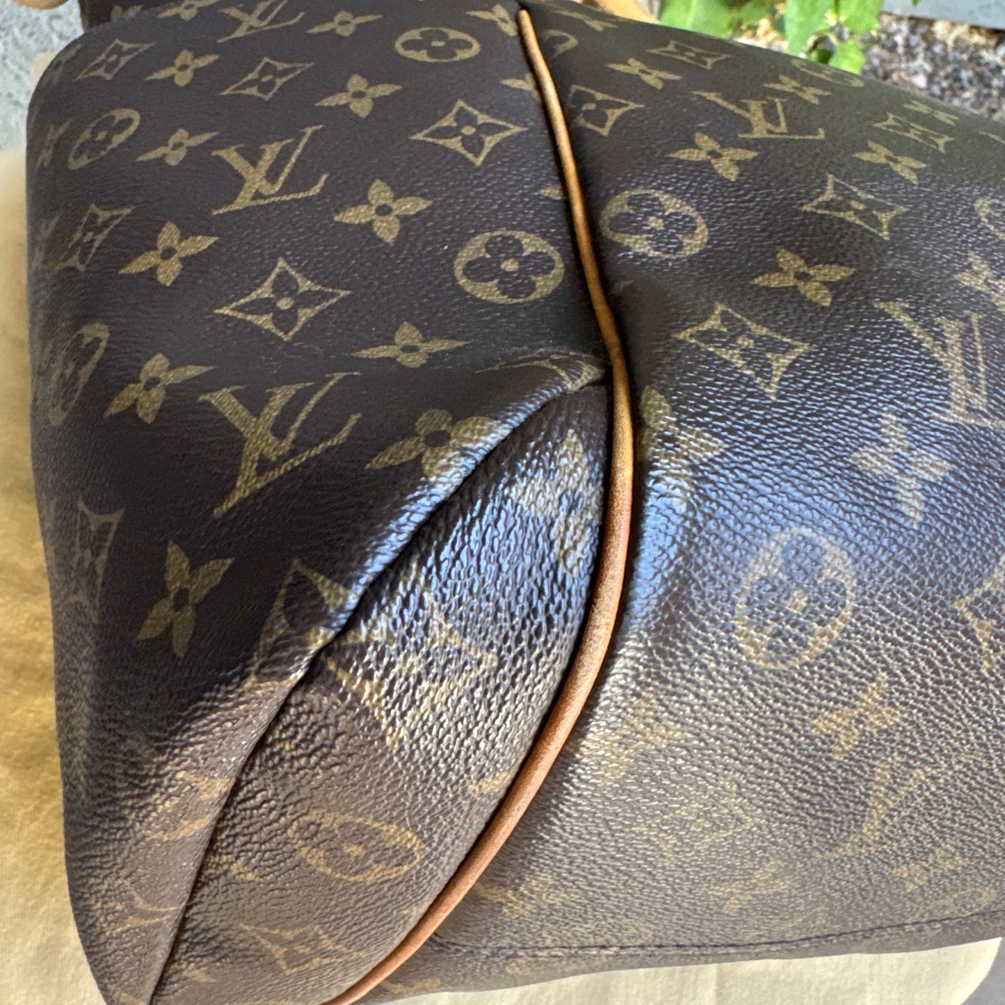 Louis Vuitton Monogram Totally GM Shoulder Bag