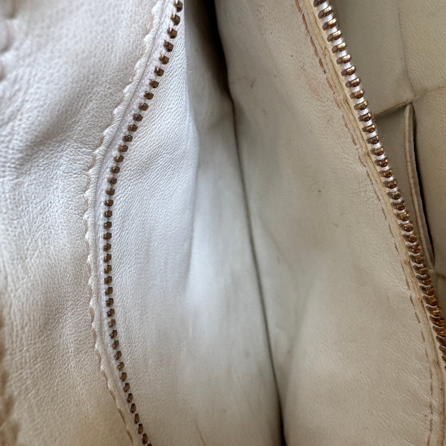 Bottega Veneta Grained Calfskin Maxi Intrecciato Cassette Crossbody
