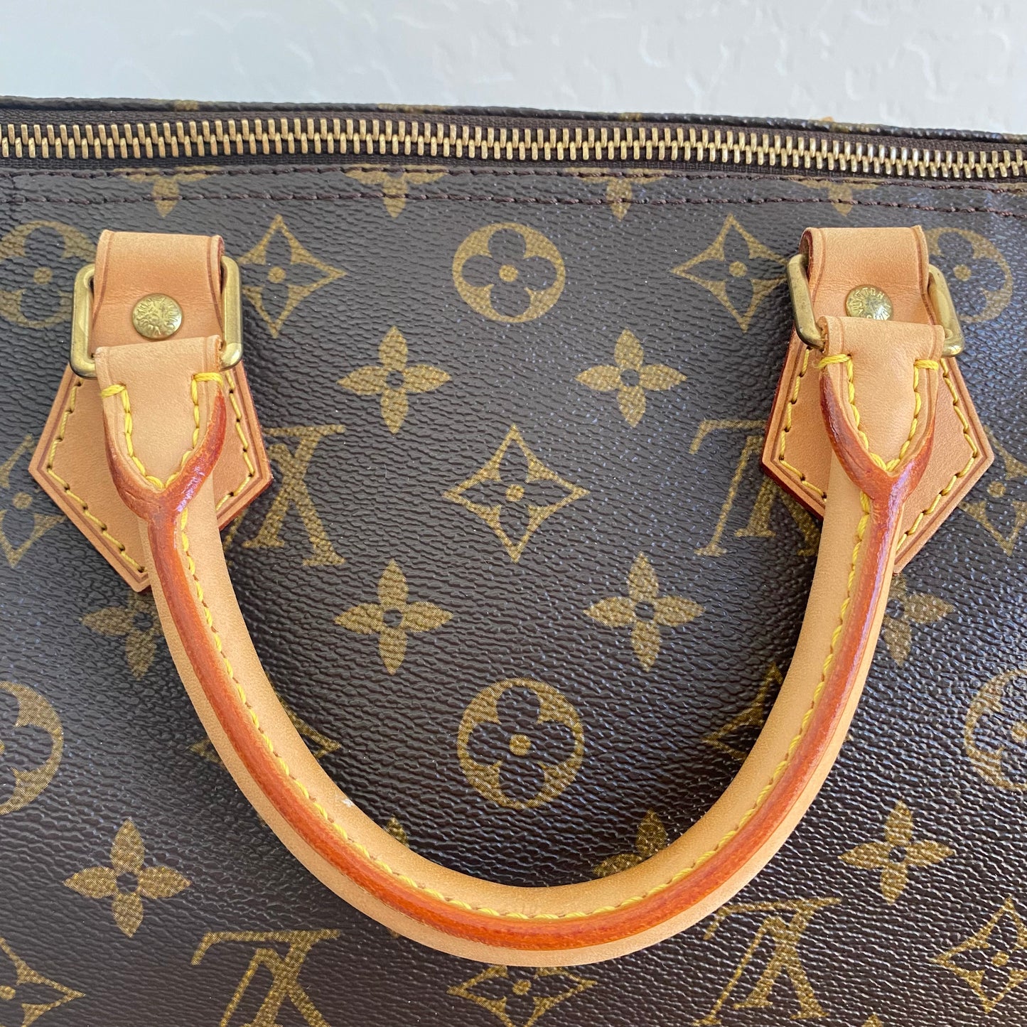 Louis Vuitton Monogram Speedy 30