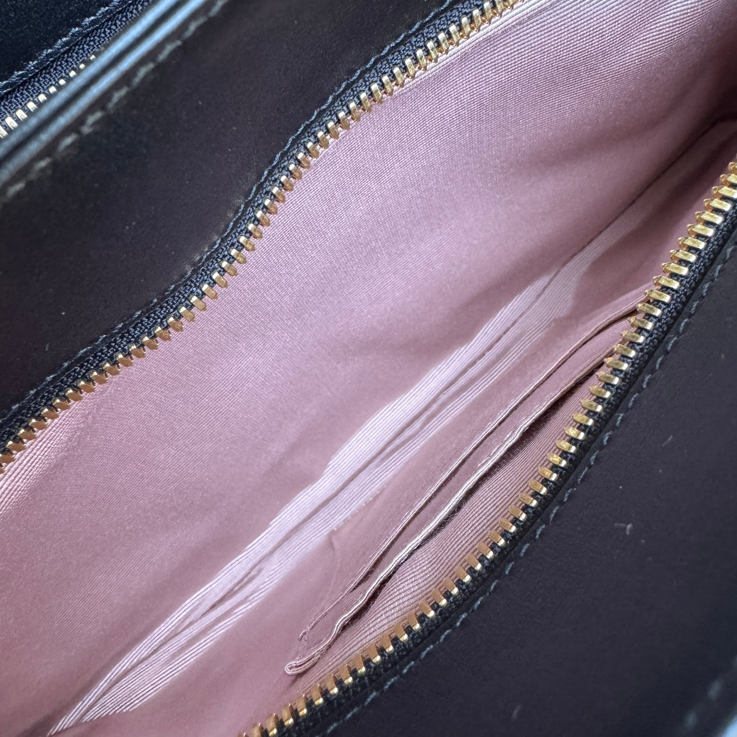 Gucci Arli Leather GG Shoulder Bag