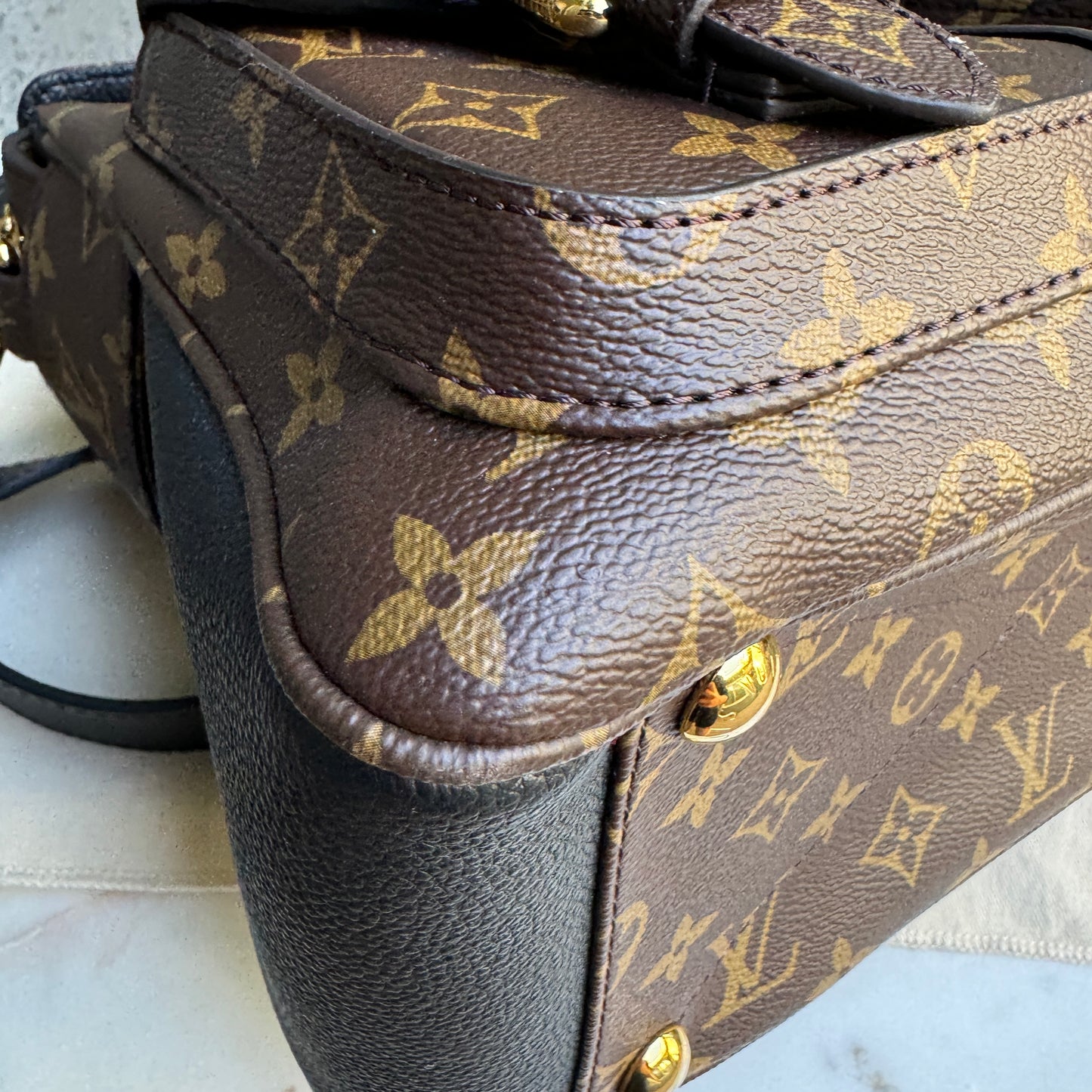 Louis Vuitton Manhattan NM