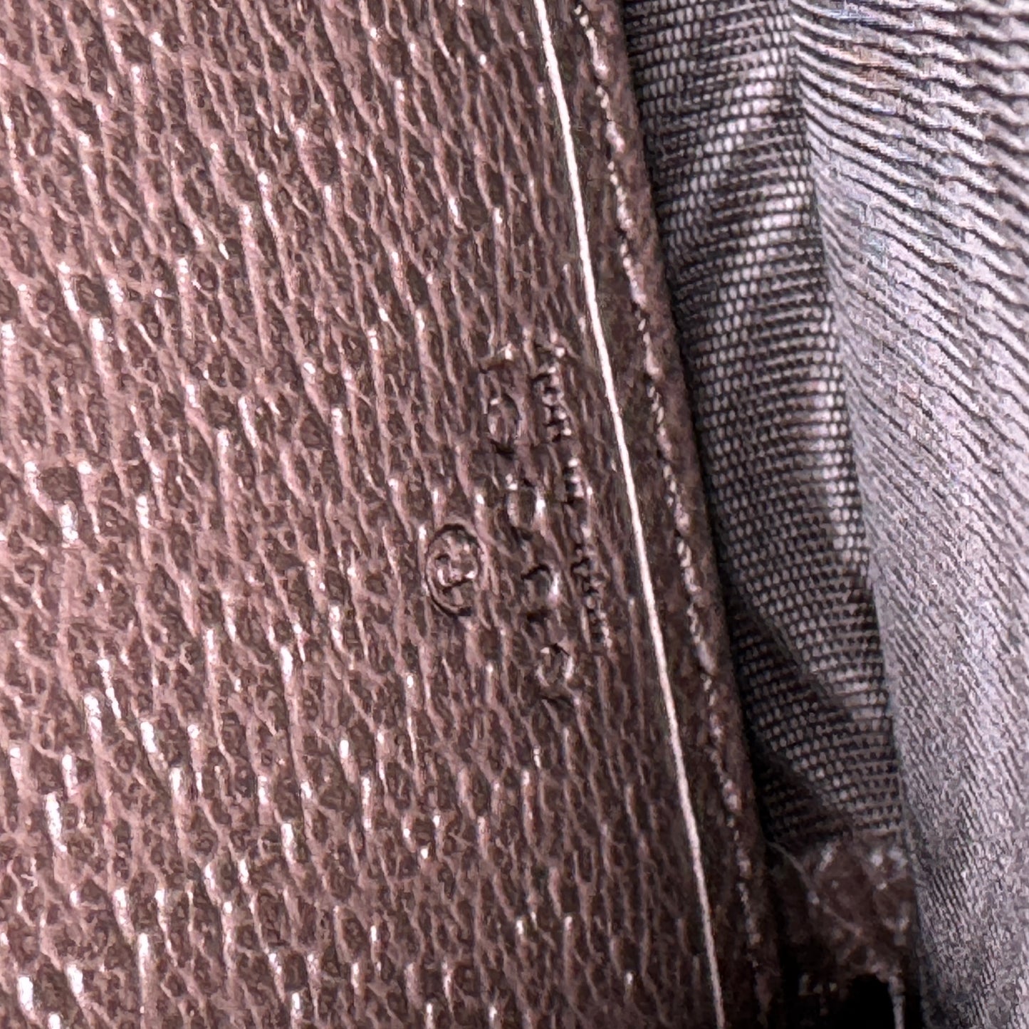 Gucci GG Supreme Monogram Web Ophidia Zip Around Wallet