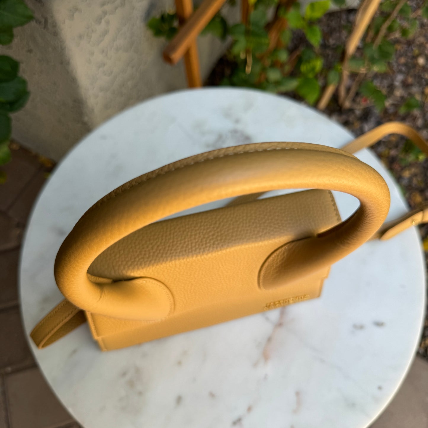 Jacquemus Le Grand Chiquito Top Handle Shoulder Bag
