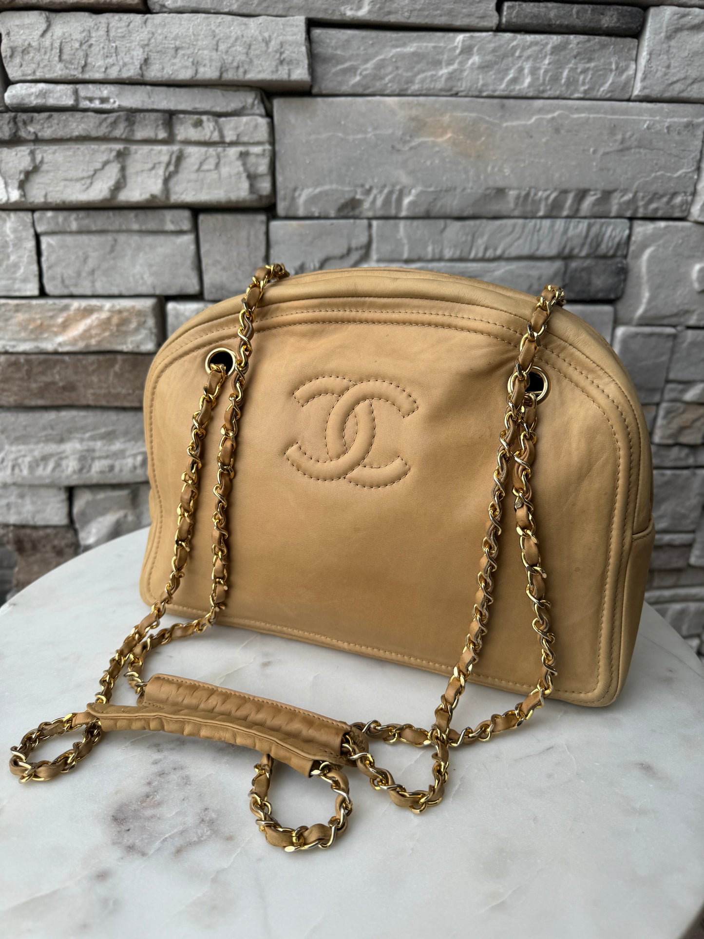 Chanel Vintage CC Chain Leather Shoulder Bag