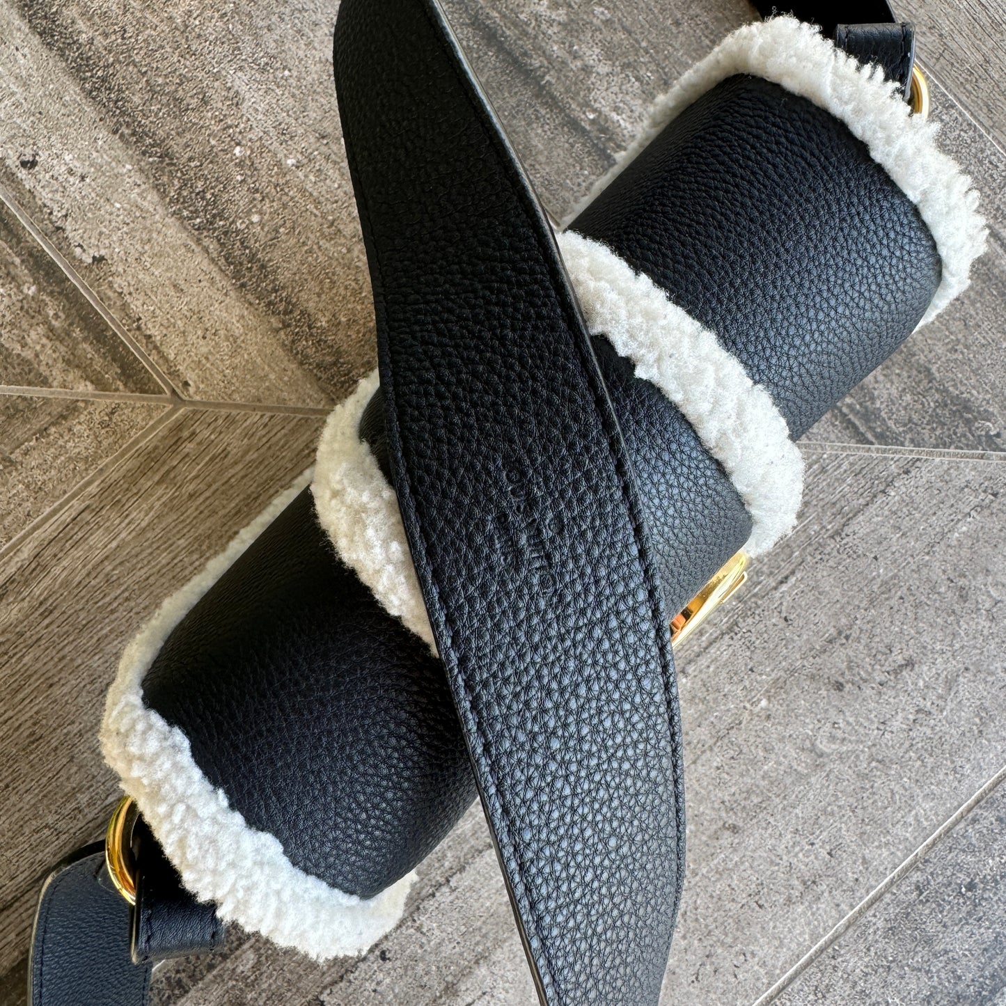 Louis Vuitton Shearling Pont 9 Soft PM
