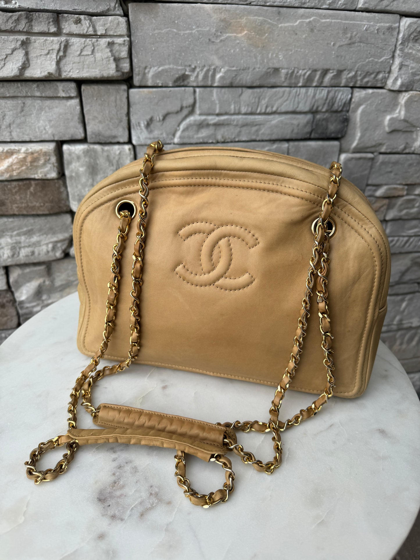 Chanel Vintage CC Chain Leather Shoulder Bag