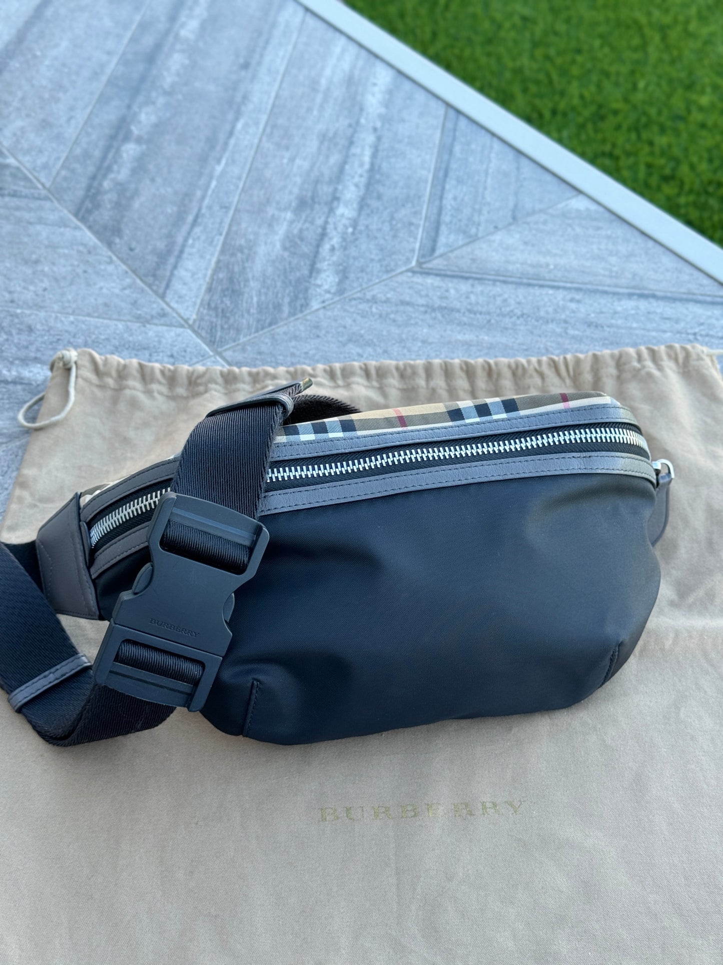 Burberry House Check Bumbag