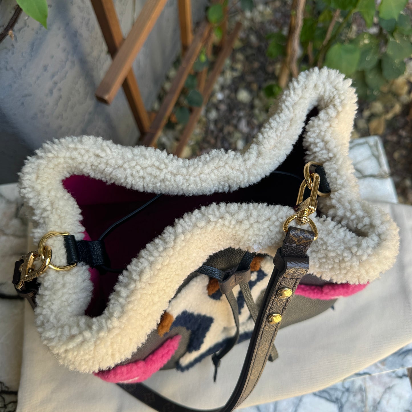 Louis Vuitton Monogram Teddy NeoNoe MM with Pouch