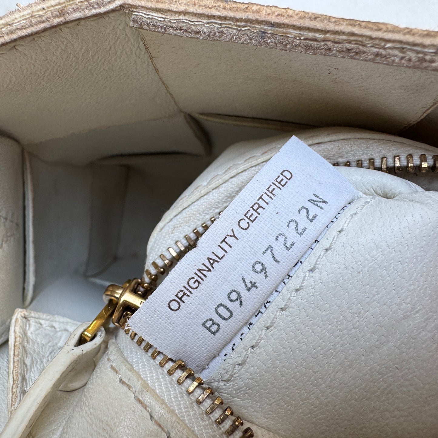 Bottega Veneta Grained Calfskin Maxi Intrecciato Cassette Crossbody