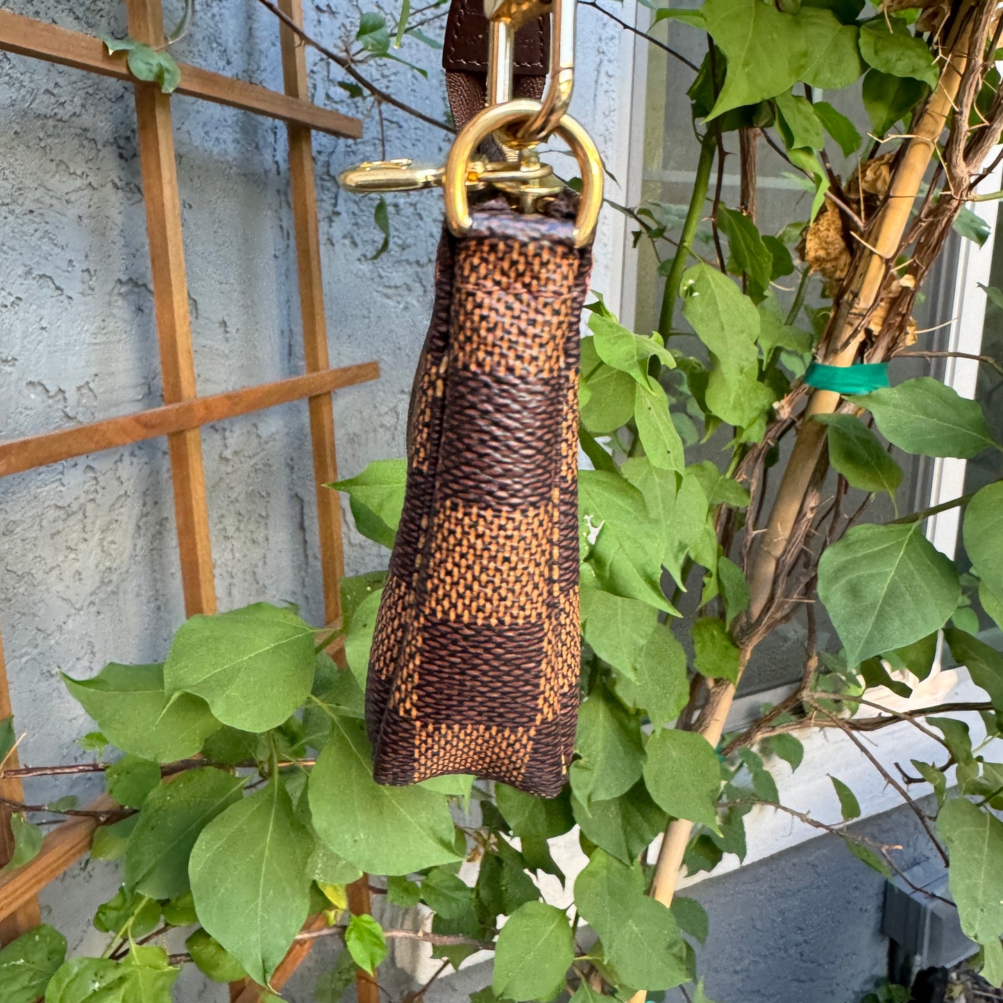 Louis Vuitton Damier Ebene Mini Pochette