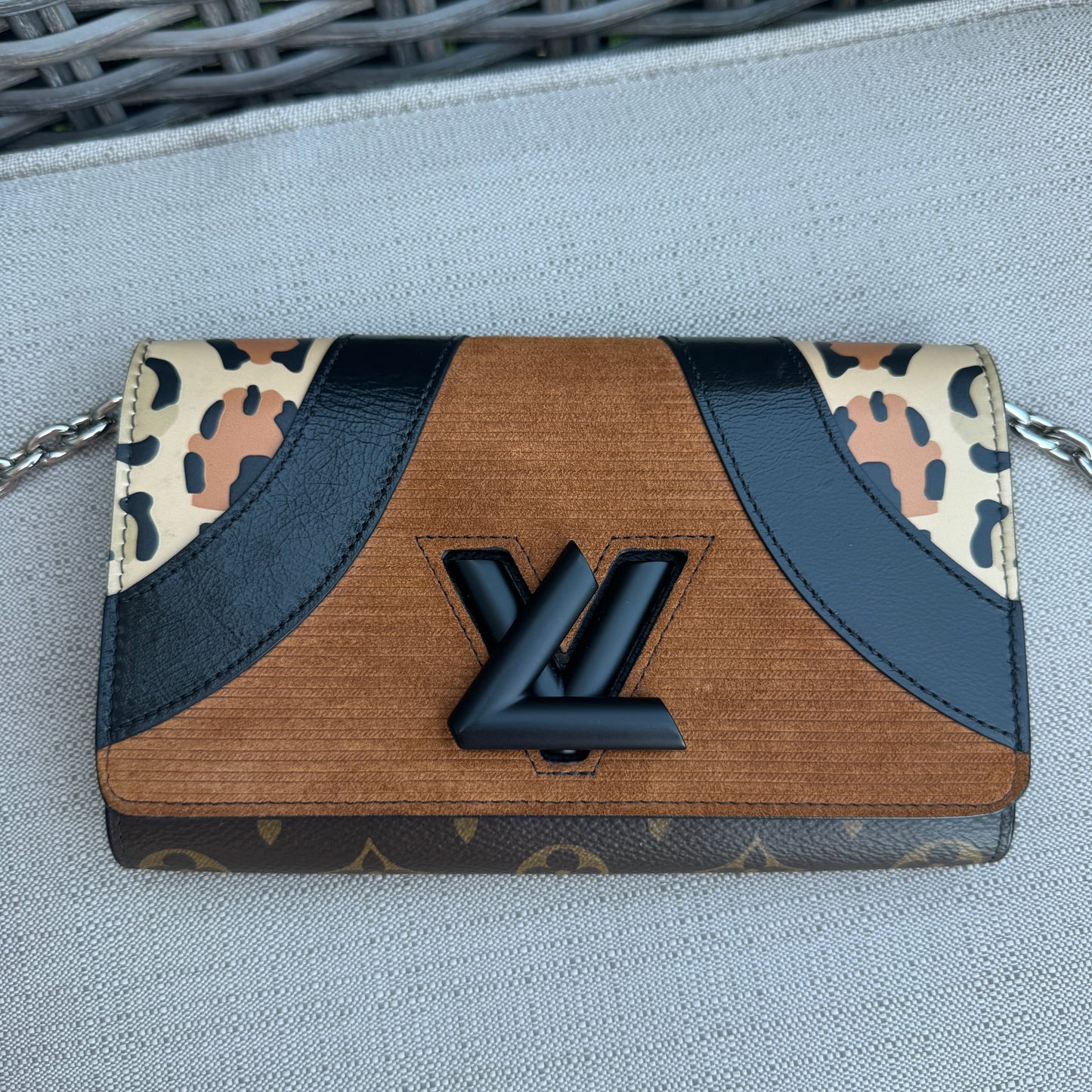 Louis Vuitton Limited Edition Wild at Heart Twist Wallet Crossbody