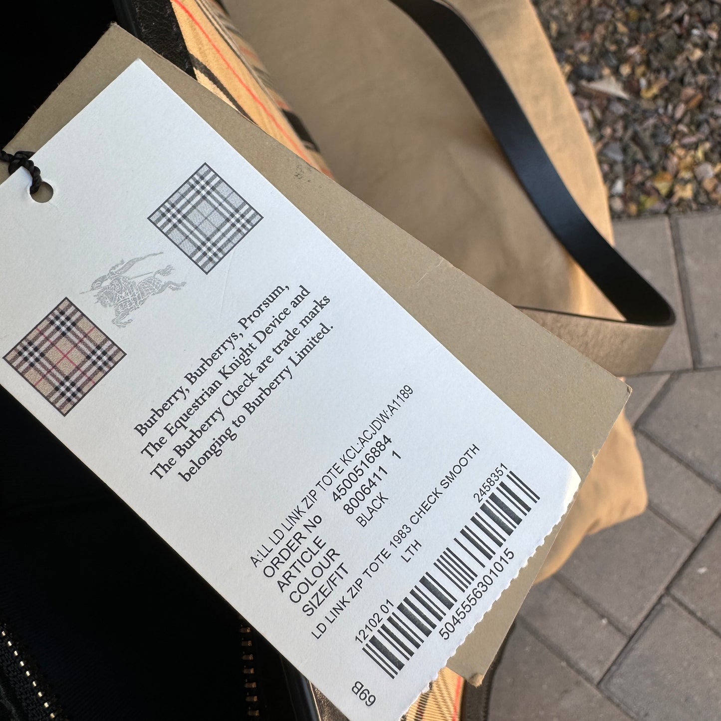 Burberry Large Link Zip 1983 Check Tote