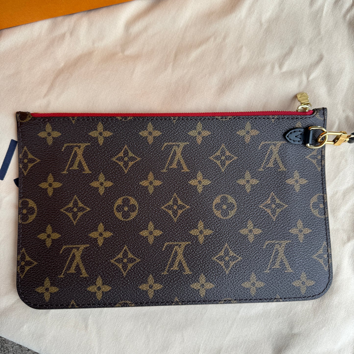Louis Vuitton Monogram World Tour Neverfull MM