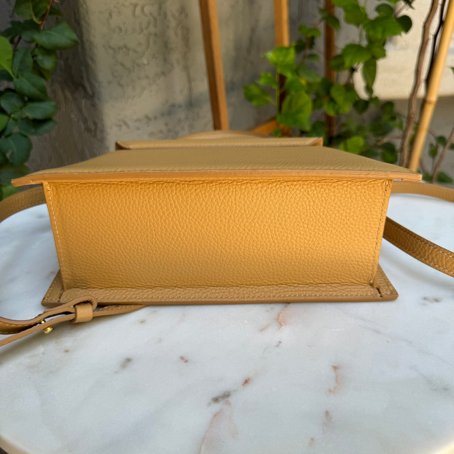 Jacquemus Le Grand Chiquito Top Handle Shoulder Bag