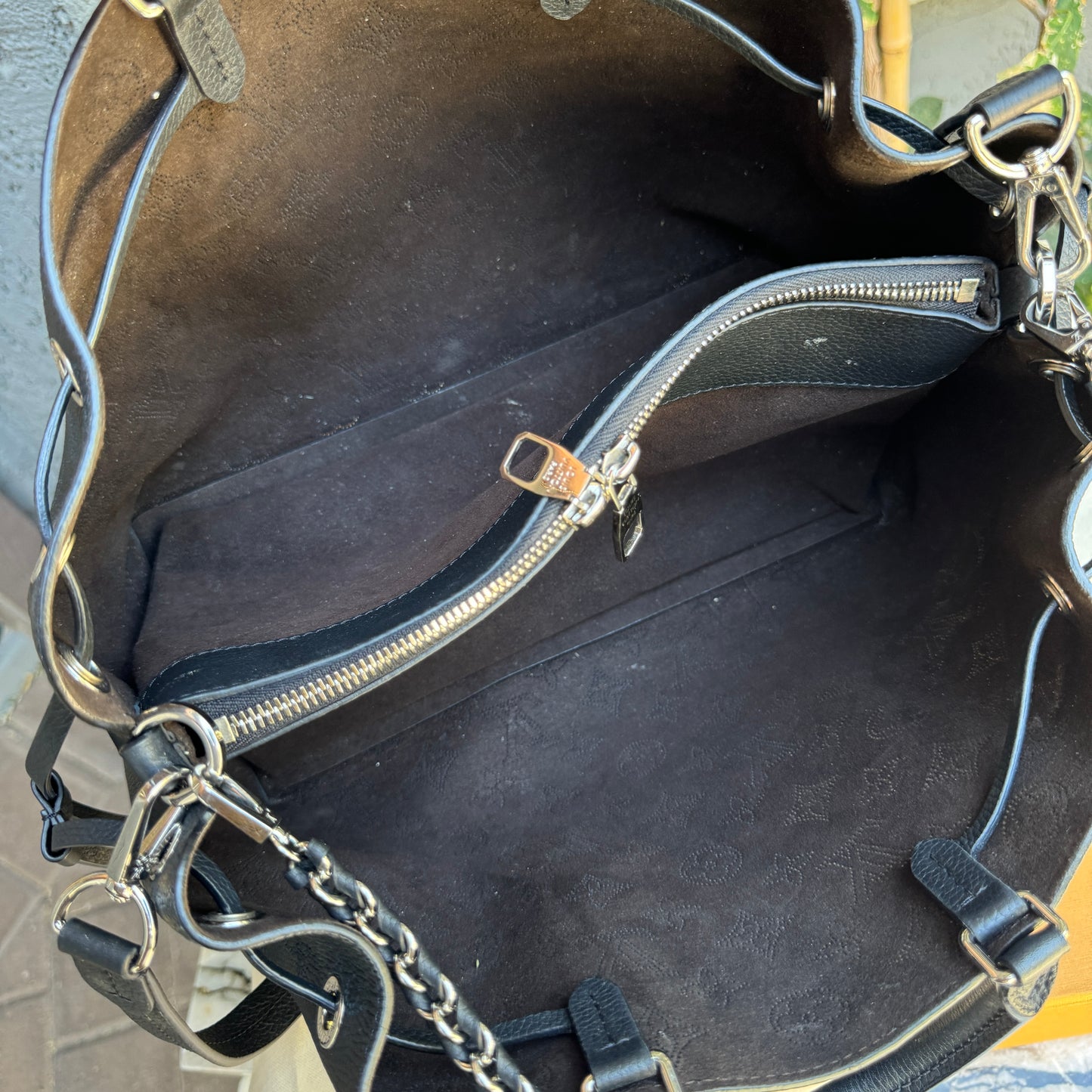 Louis Vuitton Mahina Leather Bella Tote