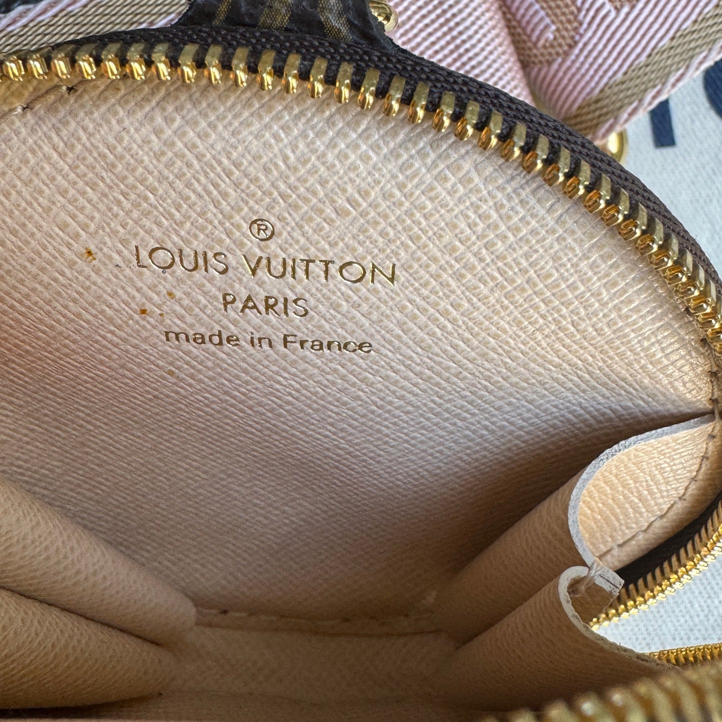 Louis Vuitton Multi Pochette Accessoires Monogram Crossbody