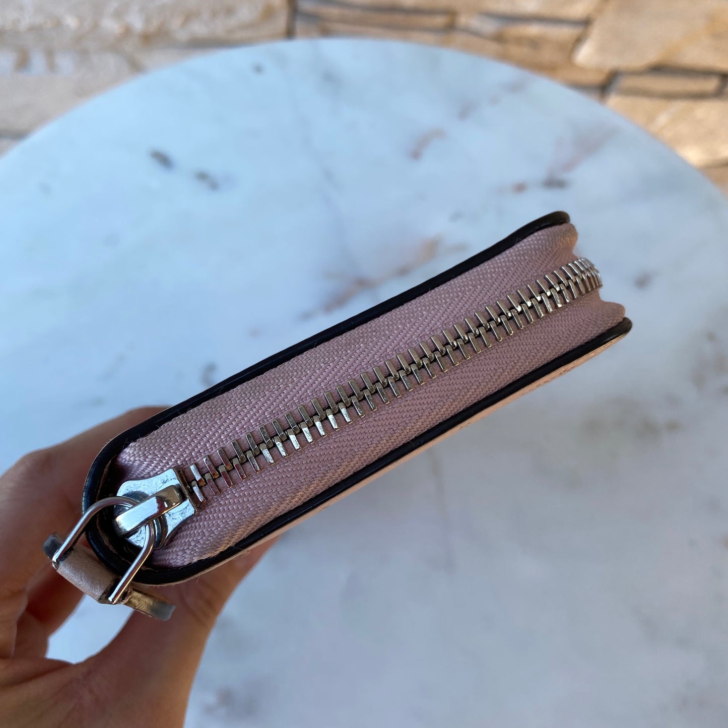Louis Vuitton Mahina Leather Zippy Wallet