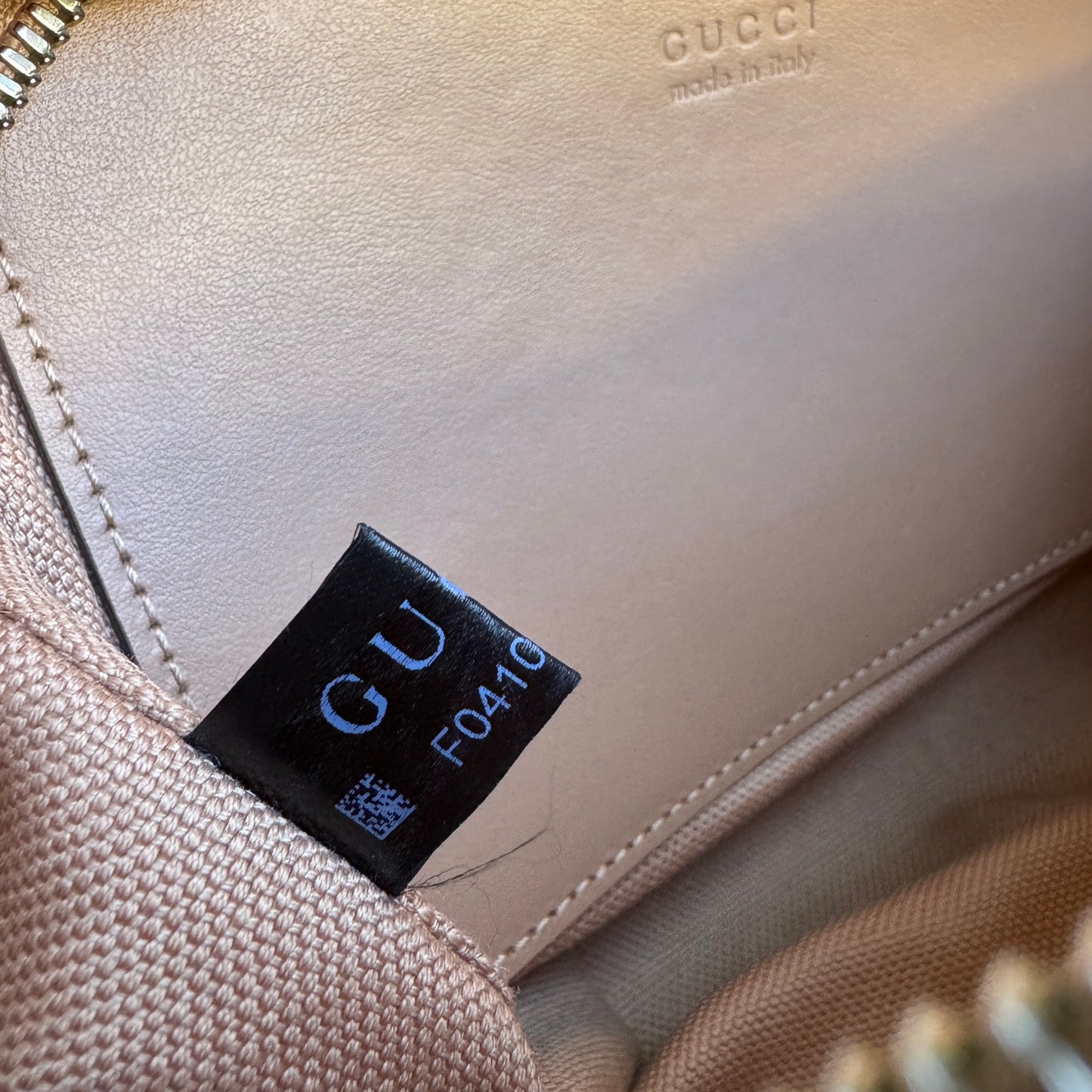 Gucci GG Small Matelassé Marmont Crossbody