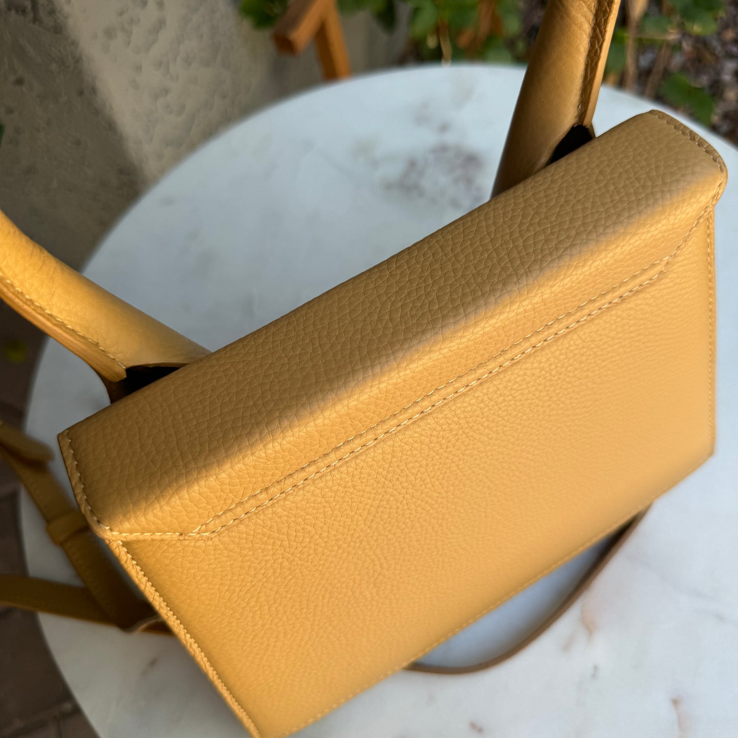 Jacquemus Le Grand Chiquito Top Handle Shoulder Bag