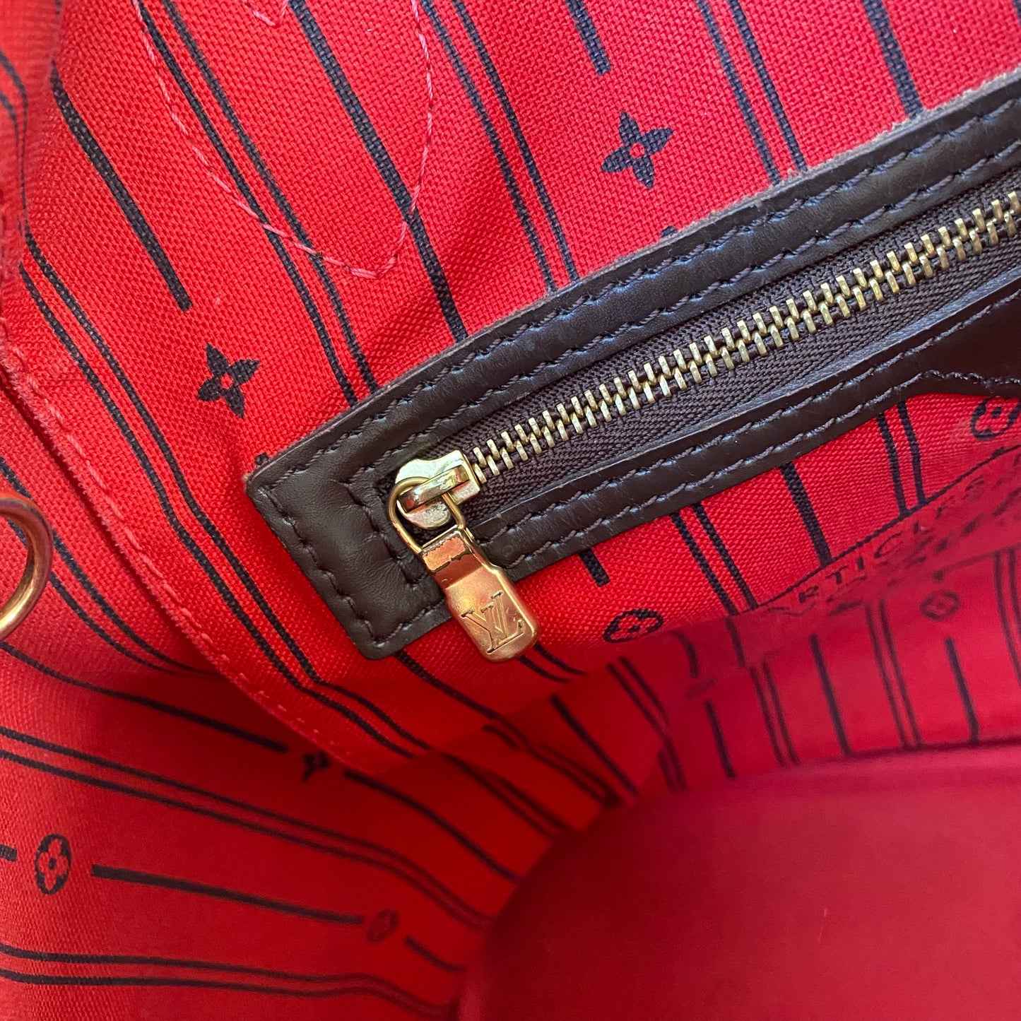 Louis Vuitton Damier Ebene Neverfull MM Tote