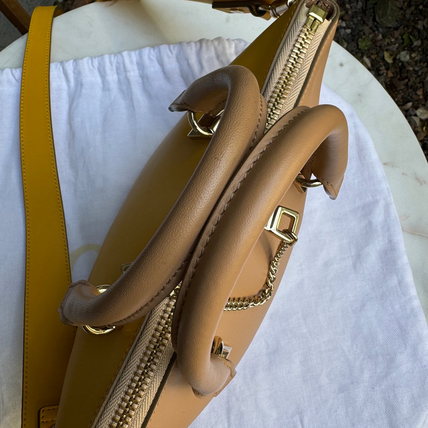 Chloé Mini Baylee Leather Tote