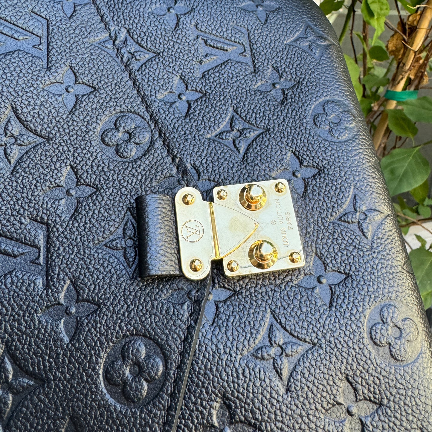 Louis Vuitton Empreinte Leather Metis Crossbody