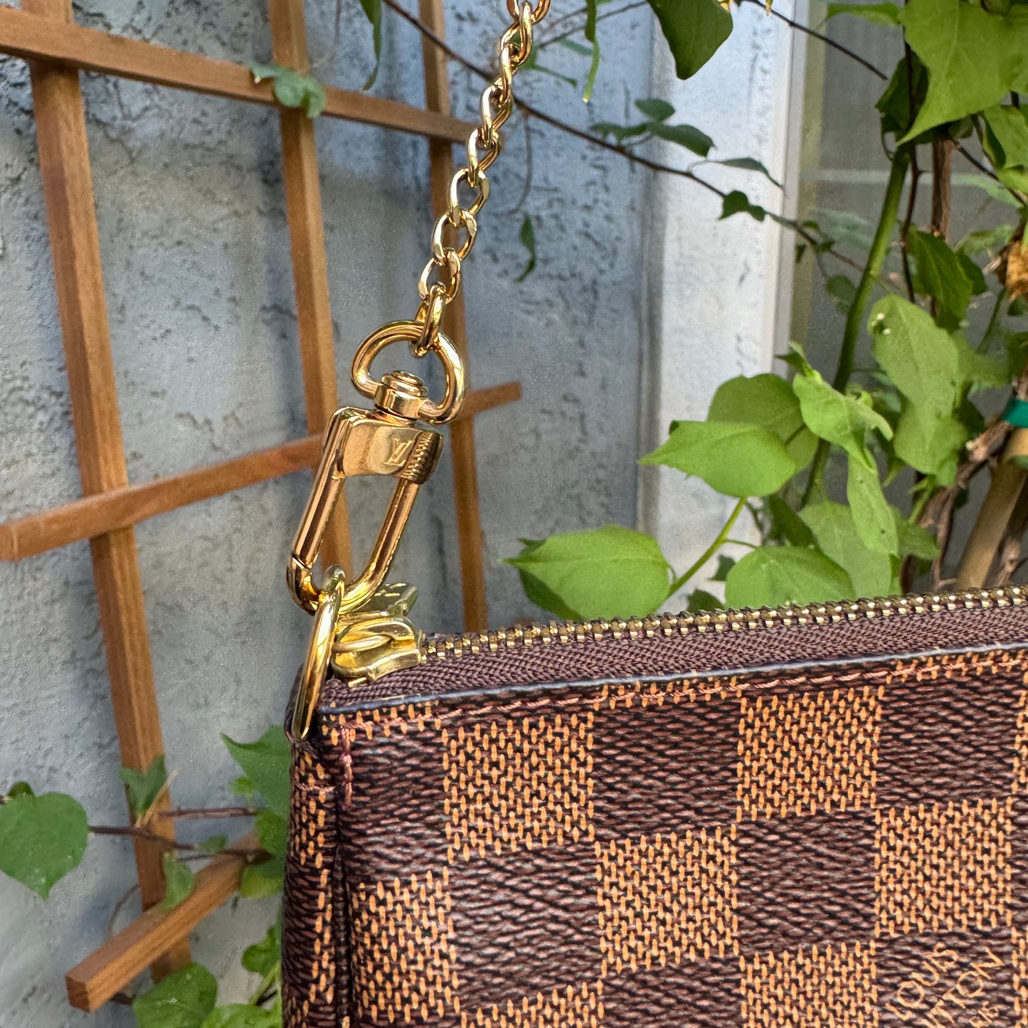 Louis Vuitton Damier Ebene Mini Pochette